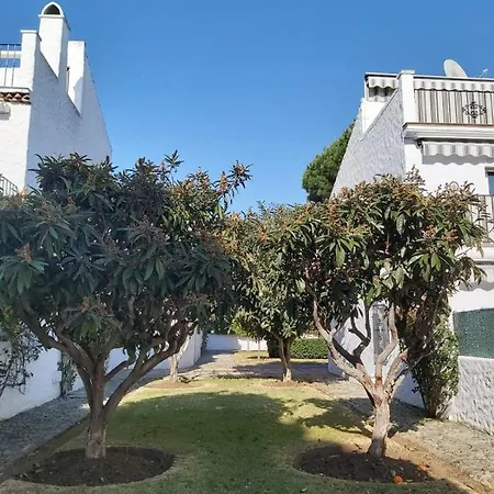 Benamara Gardens, With Pool, 100m From Near Marbella & Estepona