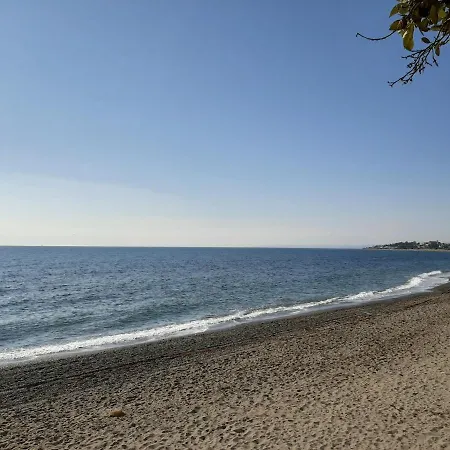 Apartment Benamara Gardens, With Pool, 100m From Near Marbella &